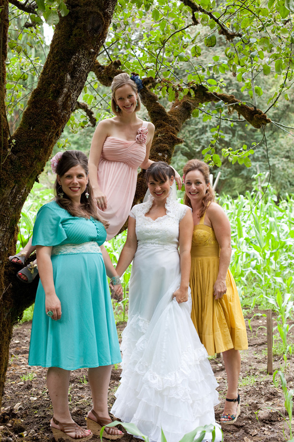 old-fashioned-hoedown-wedding