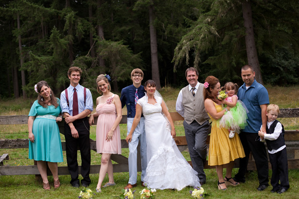 old-fashioned-hoedown-wedding