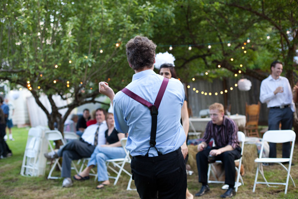 old-fashioned-hoedown-wedding