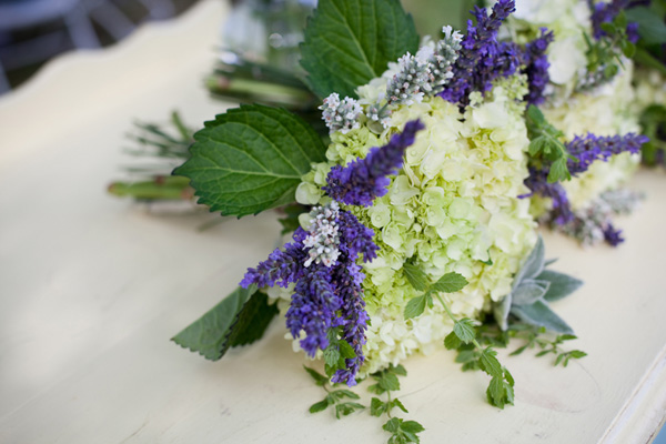 old-fashioned-hoedown-wedding