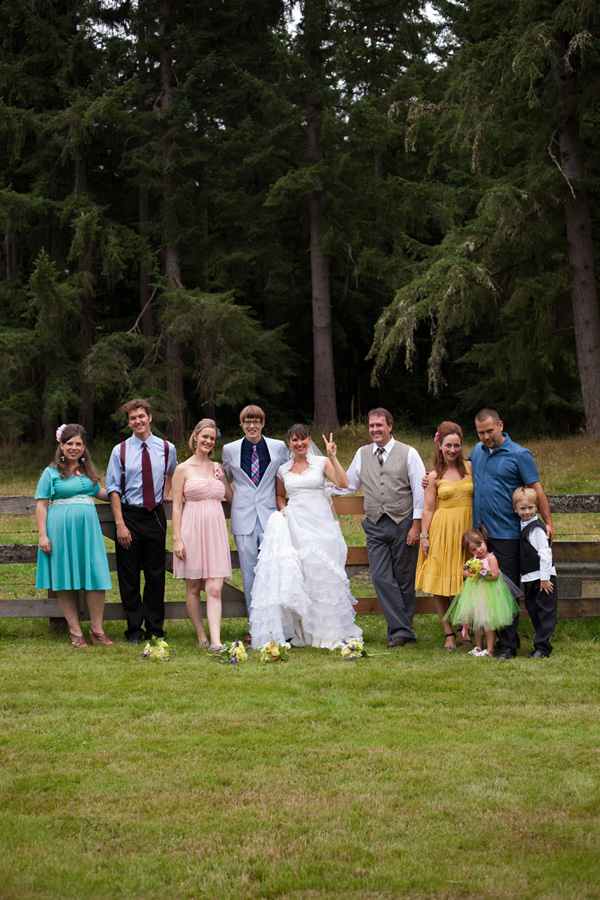 old-fashioned-hoedown-wedding