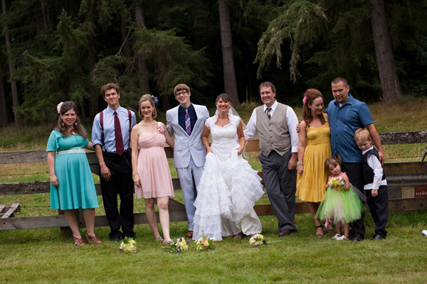 old-fashioned-hoedown-wedding
