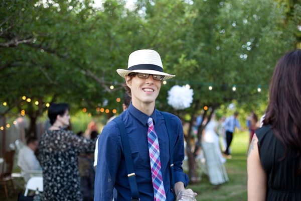 old-fashioned-hoedown-wedding