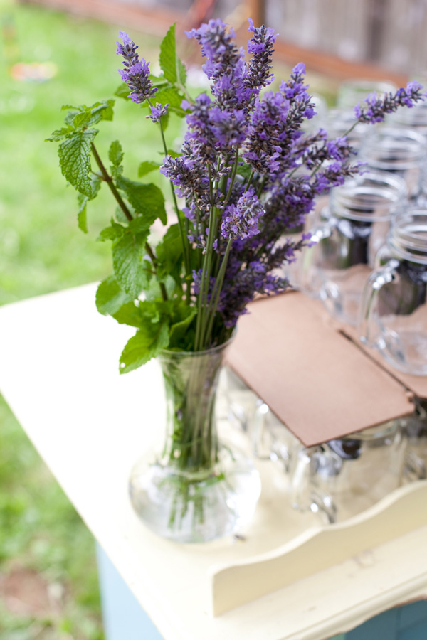 old-fashioned-hoedown-wedding