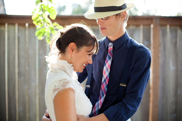 old-fashioned-hoedown-wedding