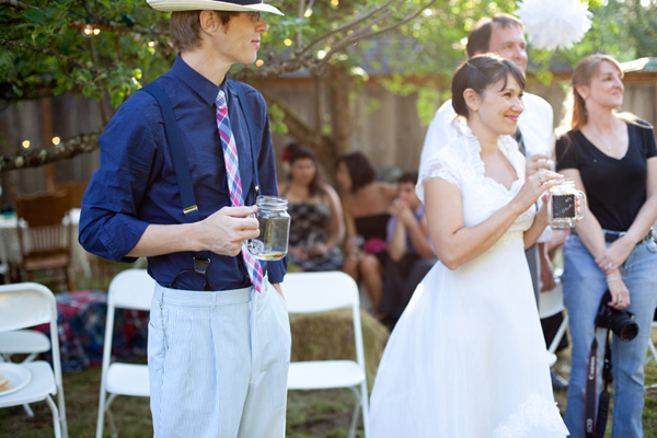 old-fashioned-hoedown-wedding
