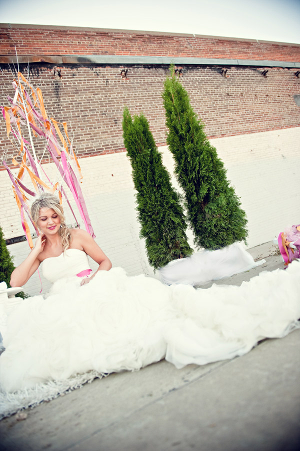 pink-and-orange-wedding-ideas