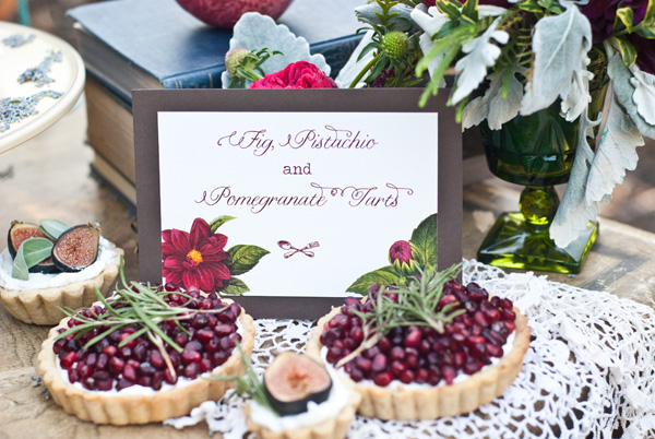 pomegranate-wedding-ideas