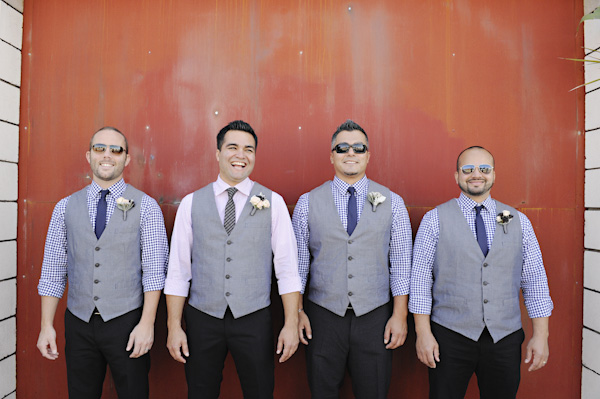 travel-theme-wedding-at-the-smog-shoppe