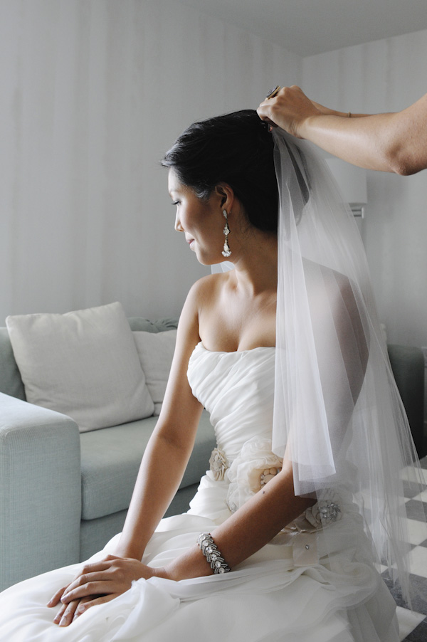 travel-theme-wedding-at-the-smog-shoppe