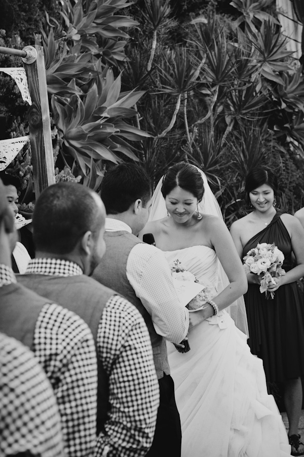 travel-theme-wedding-at-the-smog-shoppe