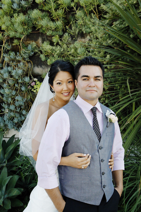 travel-theme-wedding-at-the-smog-shoppe
