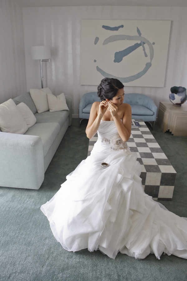travel-theme-wedding-at-the-smog-shoppe