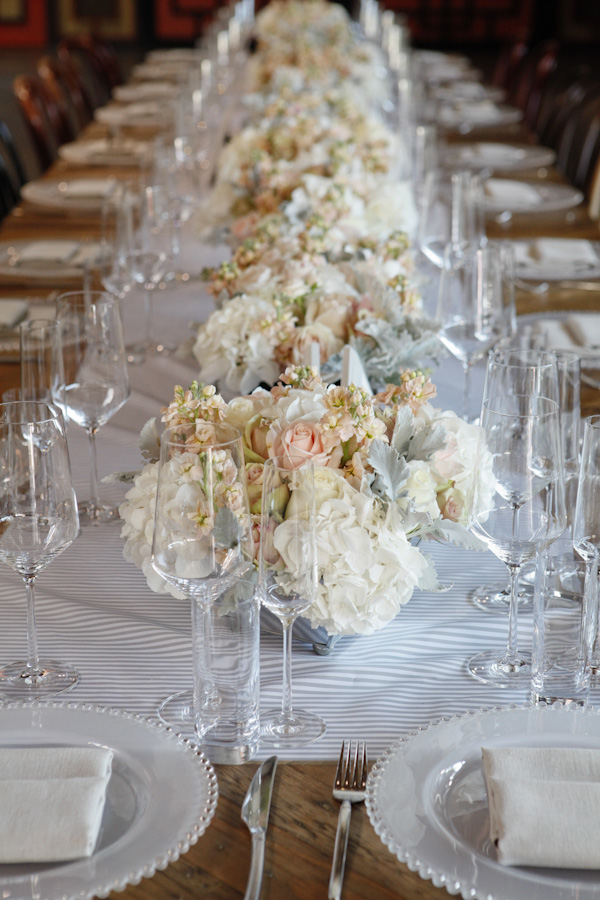 travel-theme-wedding-at-the-smog-shoppe