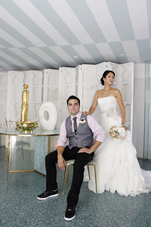 travel-theme-wedding-at-the-smog-shoppe