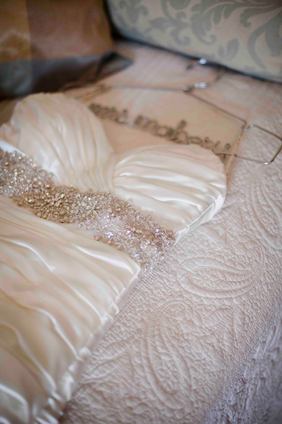 glamorous-barn-wedding