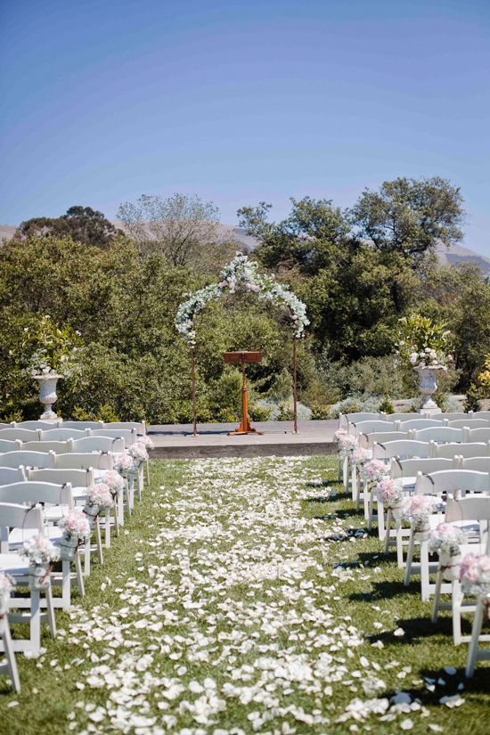 glamorous-barn-wedding