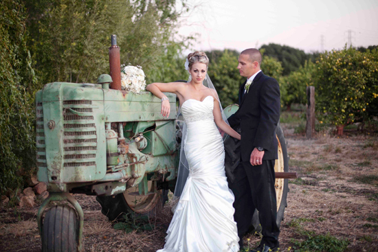 glamorous-barn-wedding