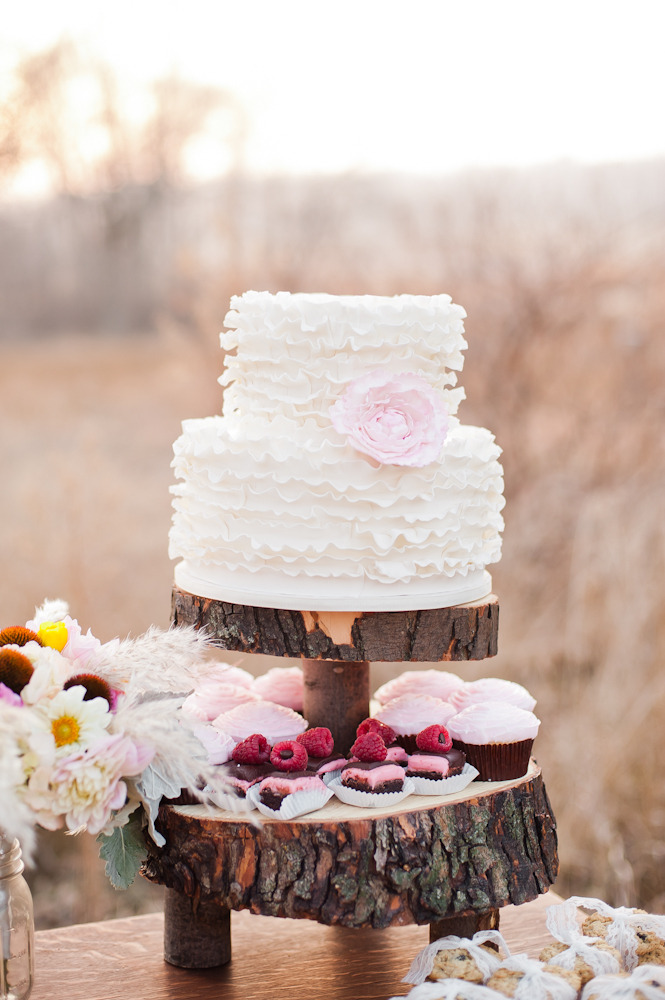 rustic-wedding-ideas-with-a-budget-in