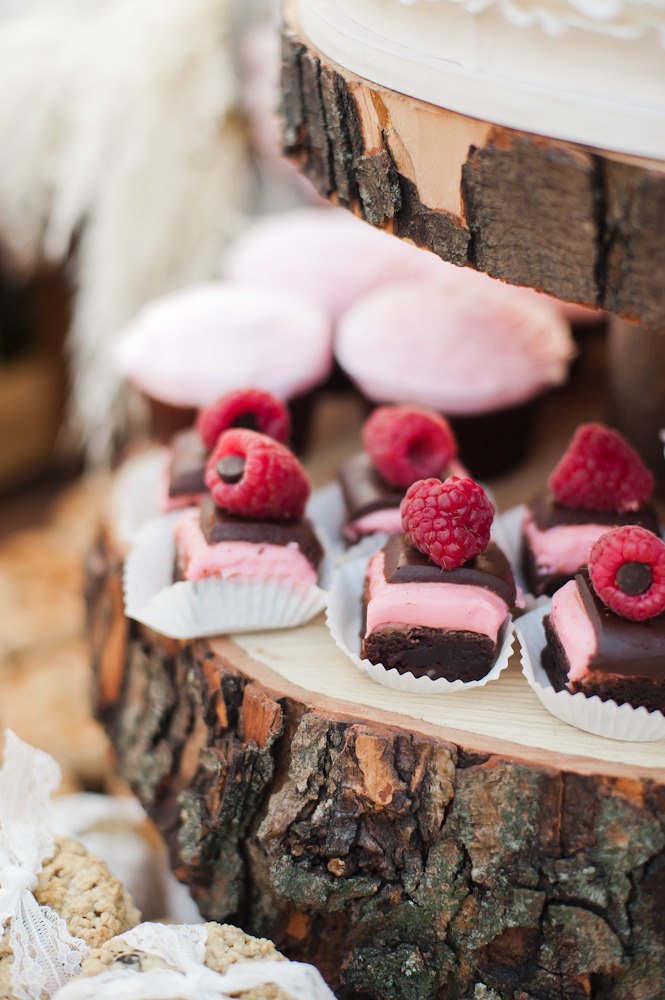 rustic-wedding-ideas-with-a-budget-in