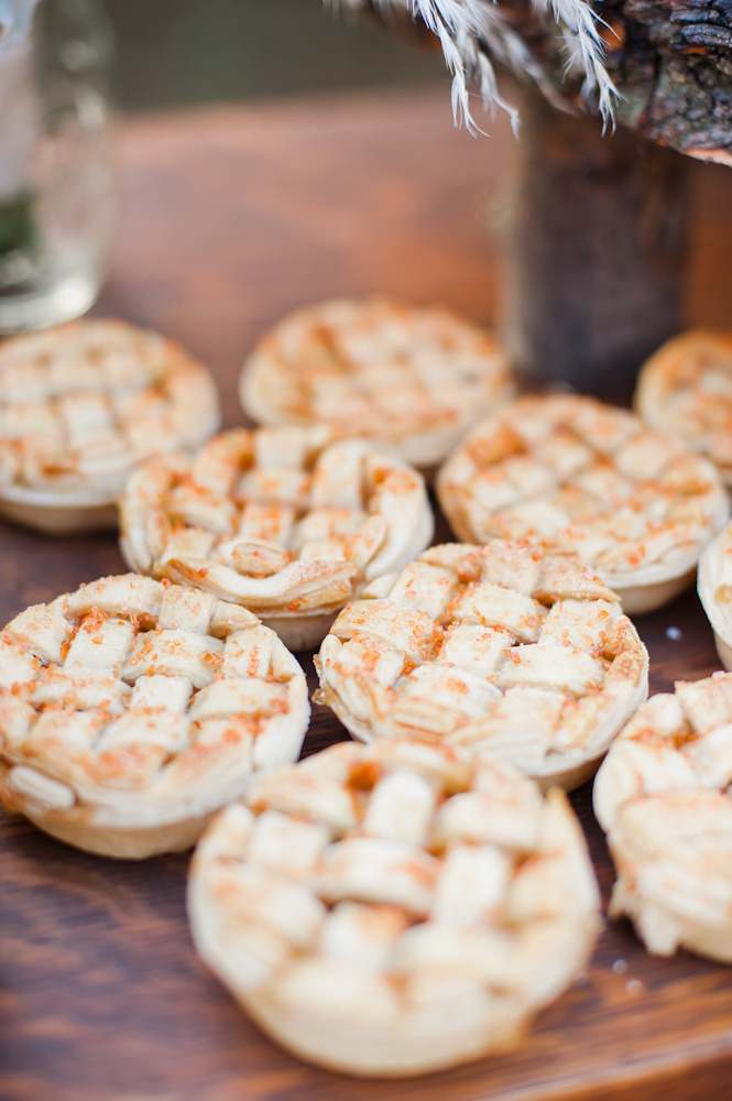 rustic-wedding-ideas-with-a-budget-in