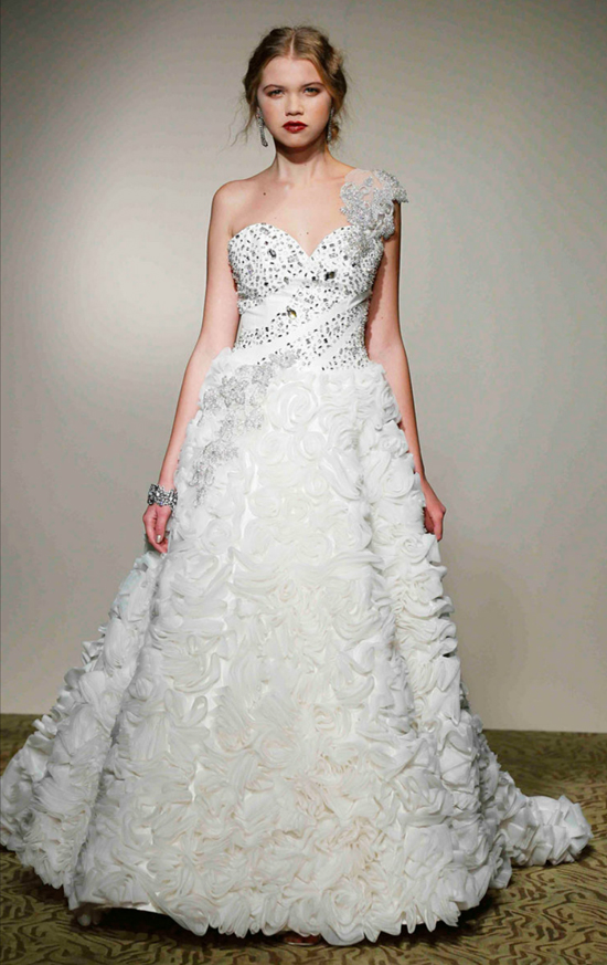 st.-pucchi-spring-2012-bridal