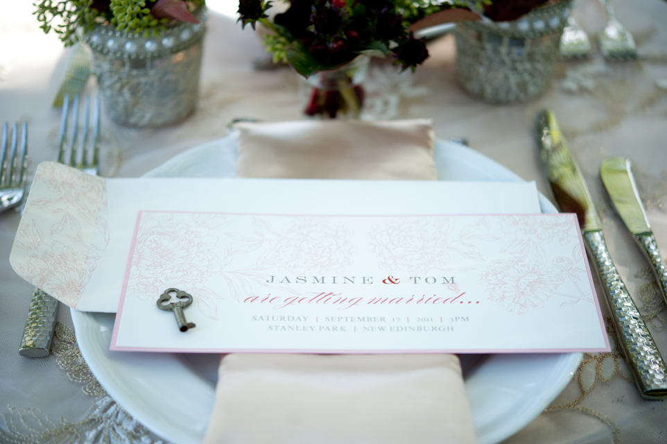 baby-blue-and-red-wedding-ideas