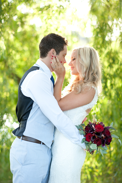 baby-blue-and-red-wedding-ideas