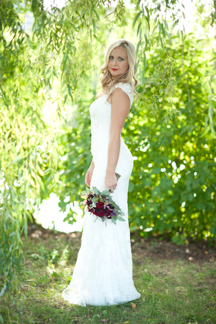 baby-blue-and-red-wedding-ideas