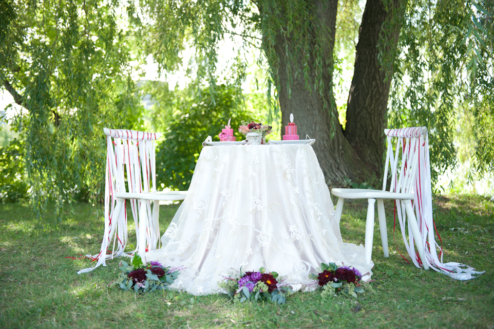 baby-blue-and-red-wedding-ideas