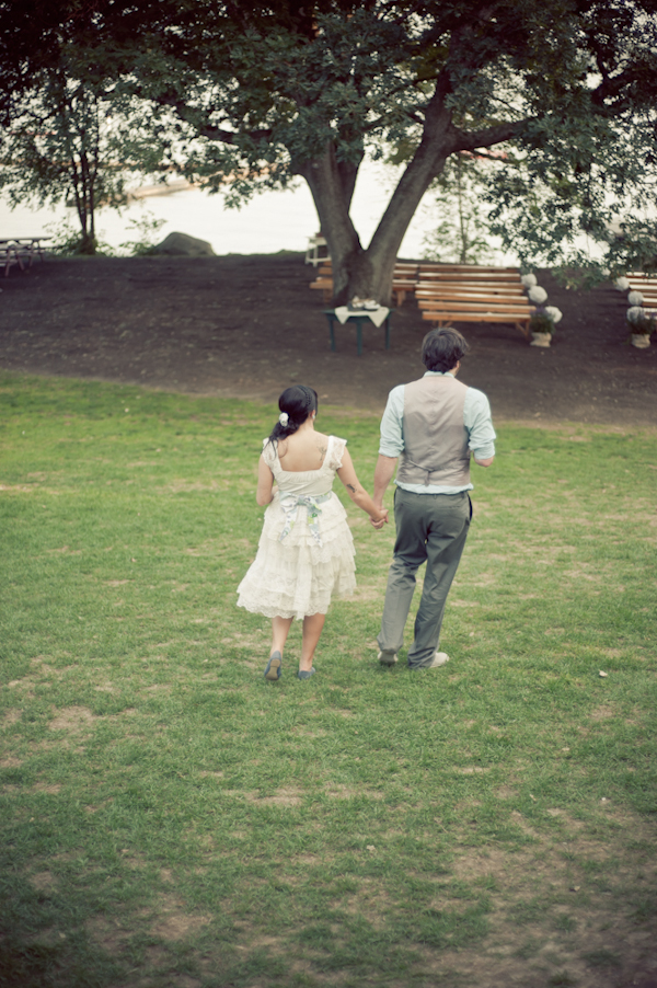 crafty-camping-wedding