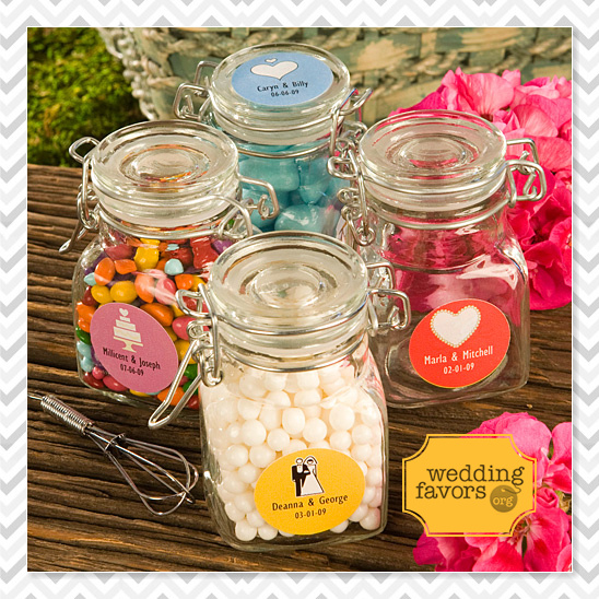 unique and personalized wedding favors