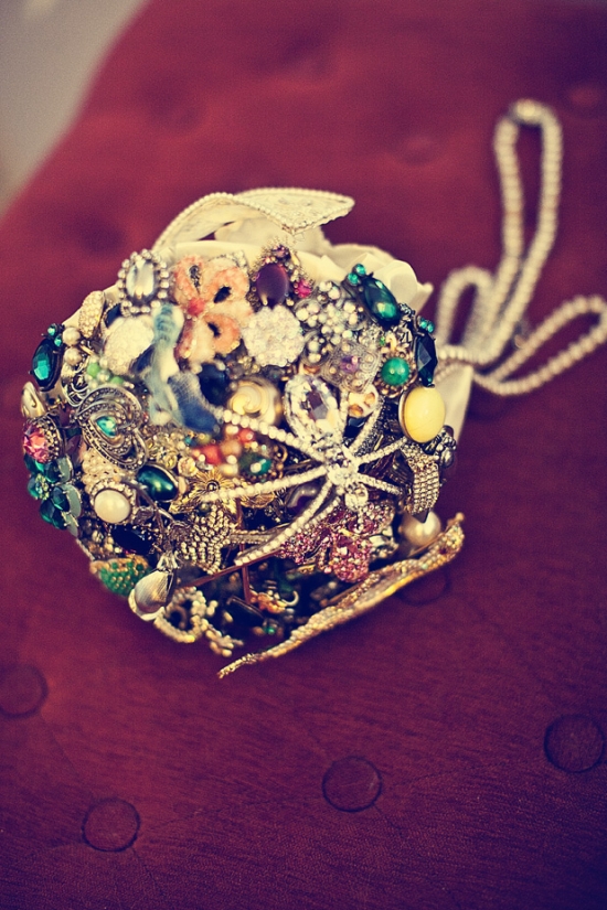 Vintage jewelry bouquet: a unique bridal accessory