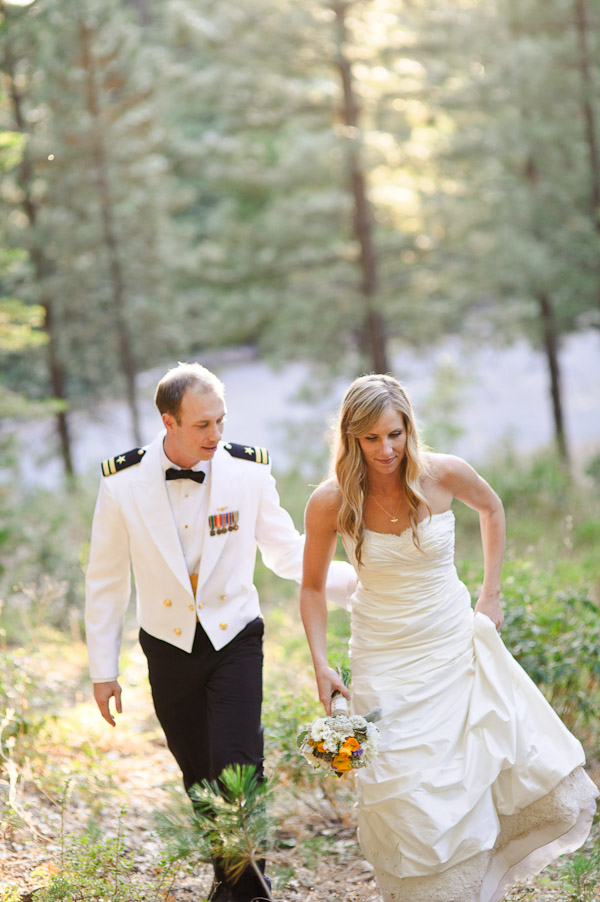 woodsy-rustic-wedding-in-paradise