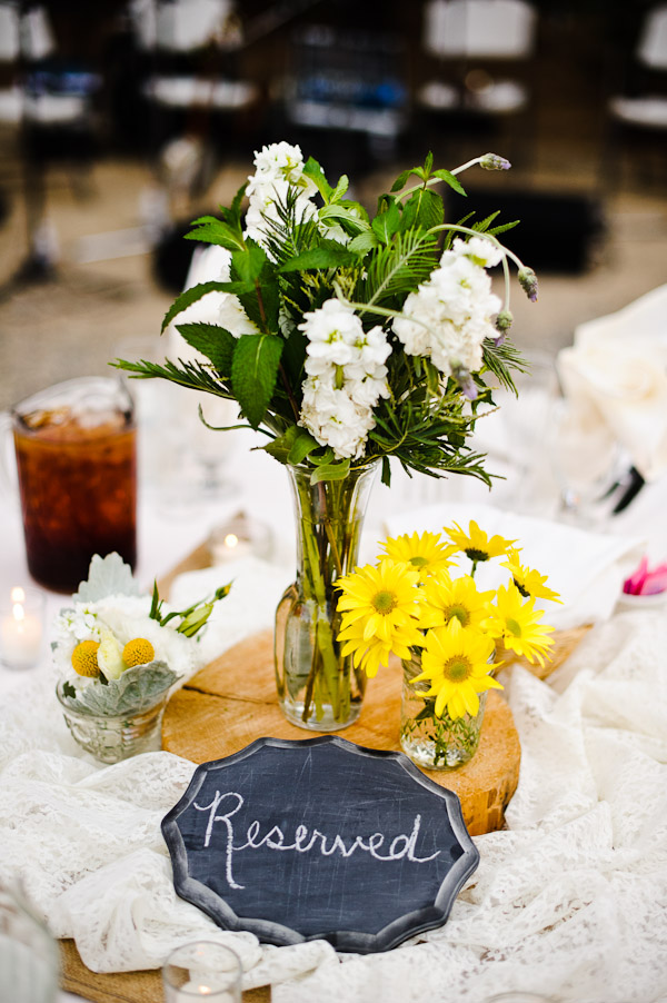 woodsy-rustic-wedding-in-paradise