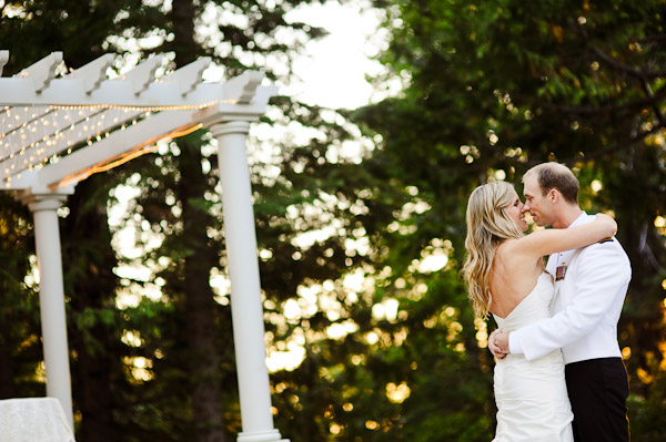 woodsy-rustic-wedding-in-paradise