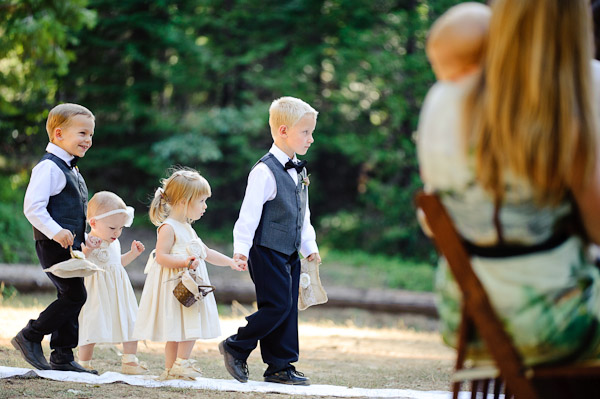 woodsy-rustic-wedding-in-paradise