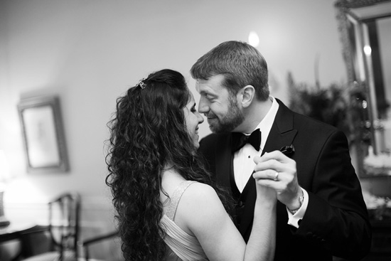 Black and white photo of wedding couple dancing