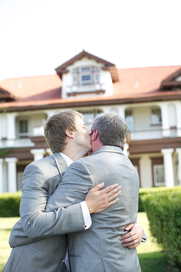 budget-friendly-vintage-whimsy-wedding