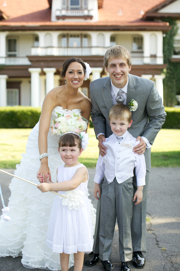 budget-friendly-vintage-whimsy-wedding