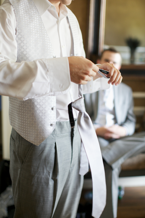 budget-friendly-vintage-whimsy-wedding