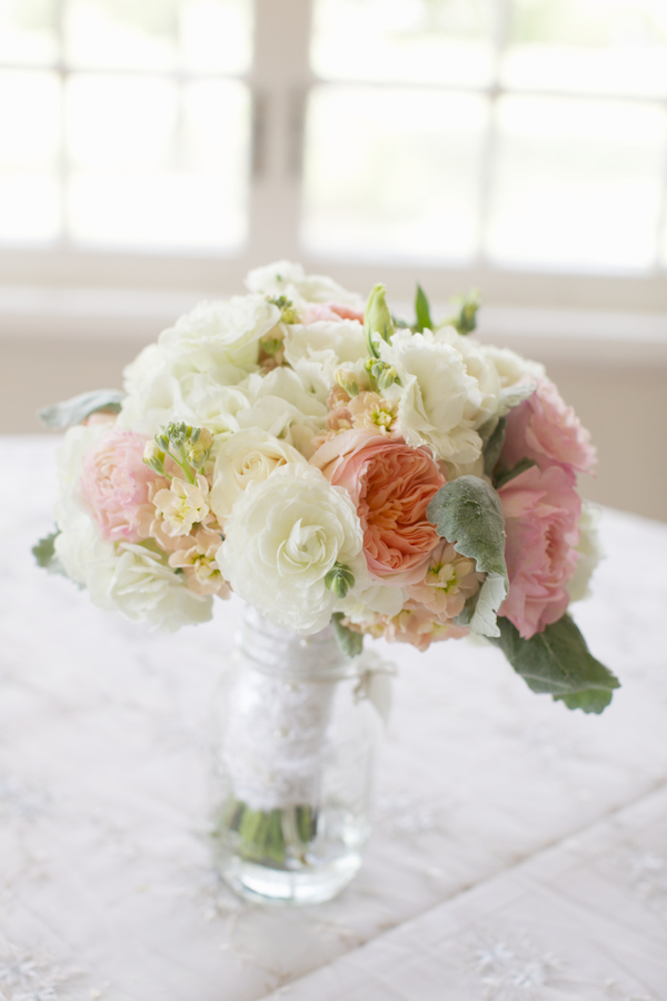 budget-friendly-vintage-whimsy-wedding