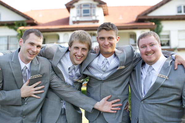 budget-friendly-vintage-whimsy-wedding
