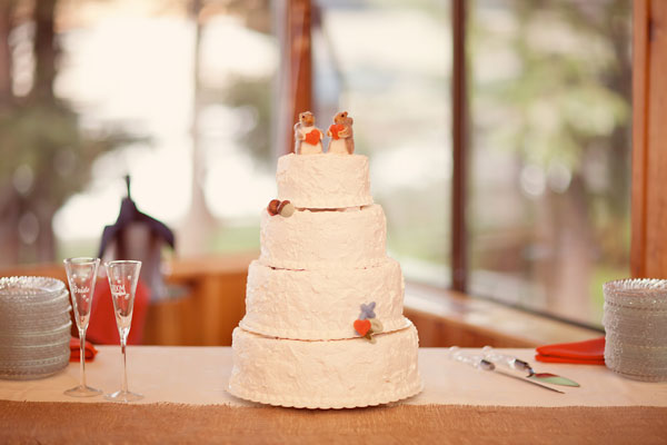 ivory-and-peach-wedding