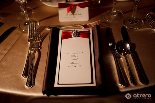 Elegant place settings for Diane and Ramon's wedding