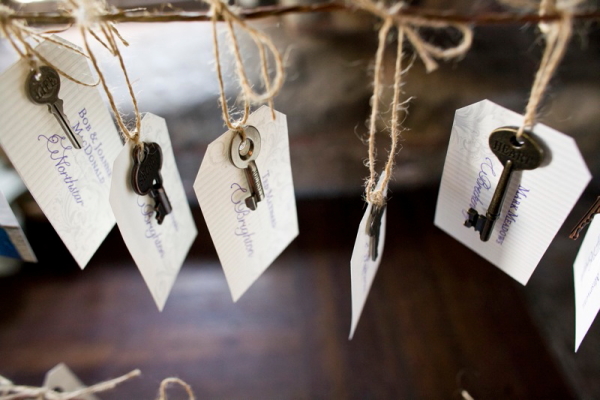 purple-vintage-wedding-ideas