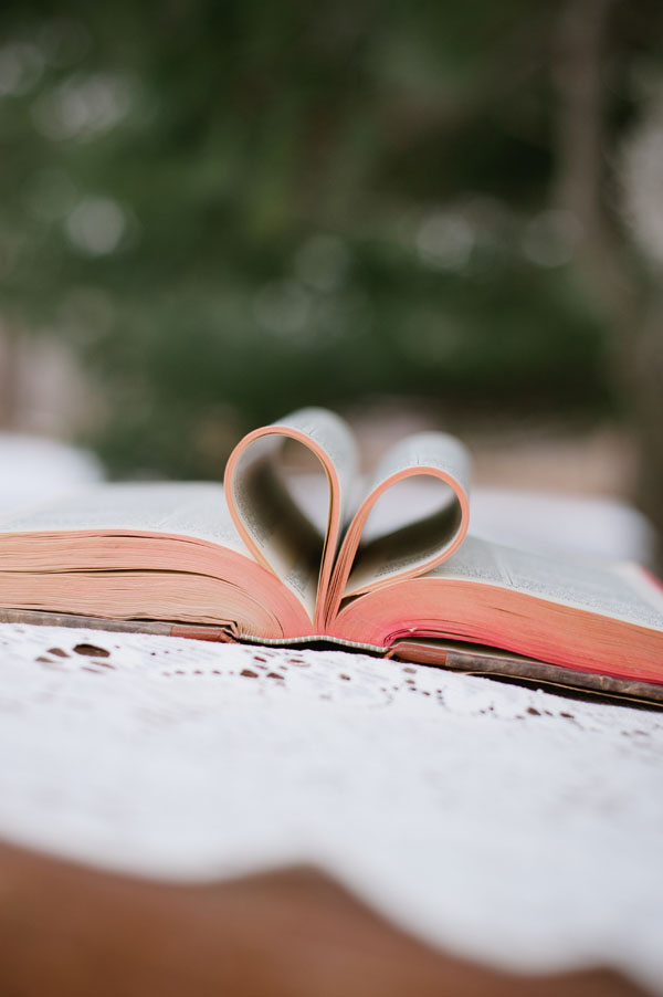 valentines-day-surprise-engagement