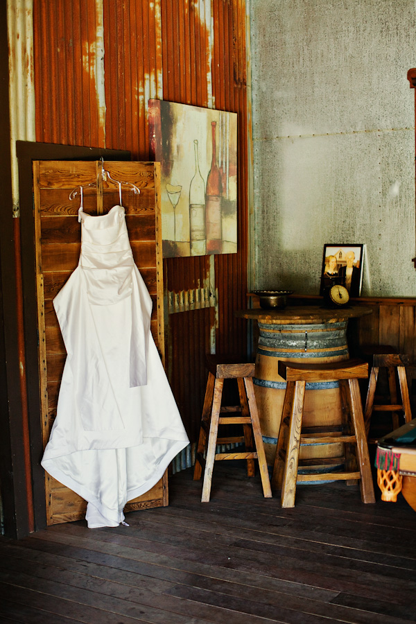 a-sonoma-wedding-the-viansa-winery