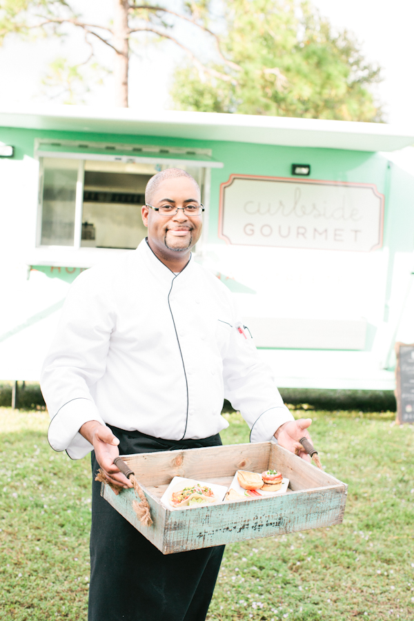 bohemian-food-truck-wedding