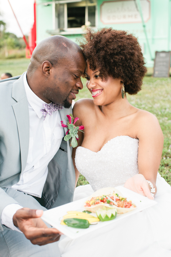 bohemian-food-truck-wedding